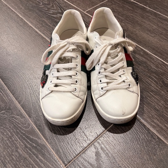 sneakers - Picture 3 of 6